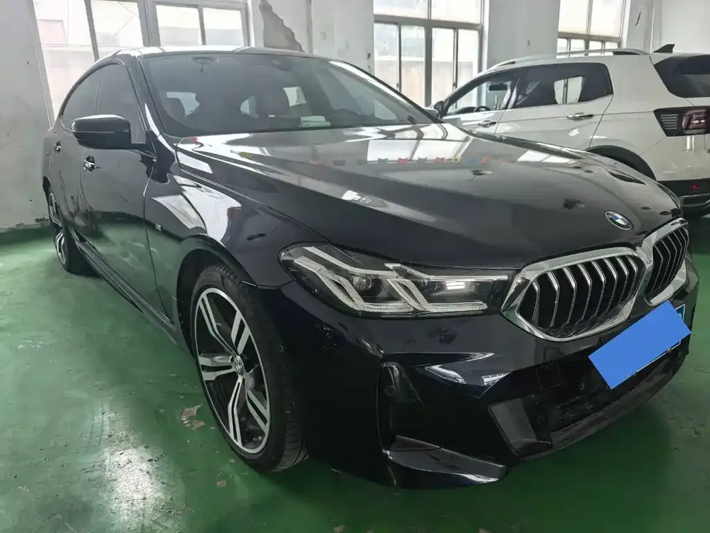BMW 6 Series GT — фото 10