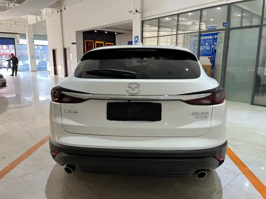 Mazda CX-4 — фото 3