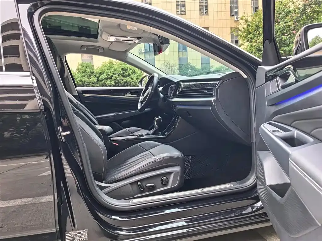 Volkswagen Passat — фото 4
