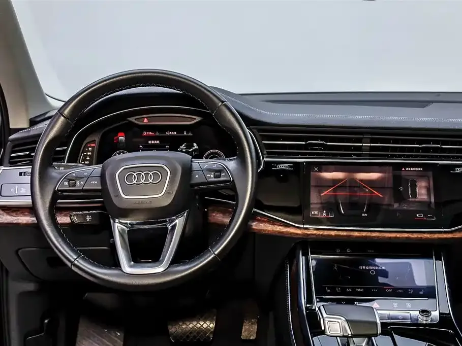 Audi Q7 — фото 3