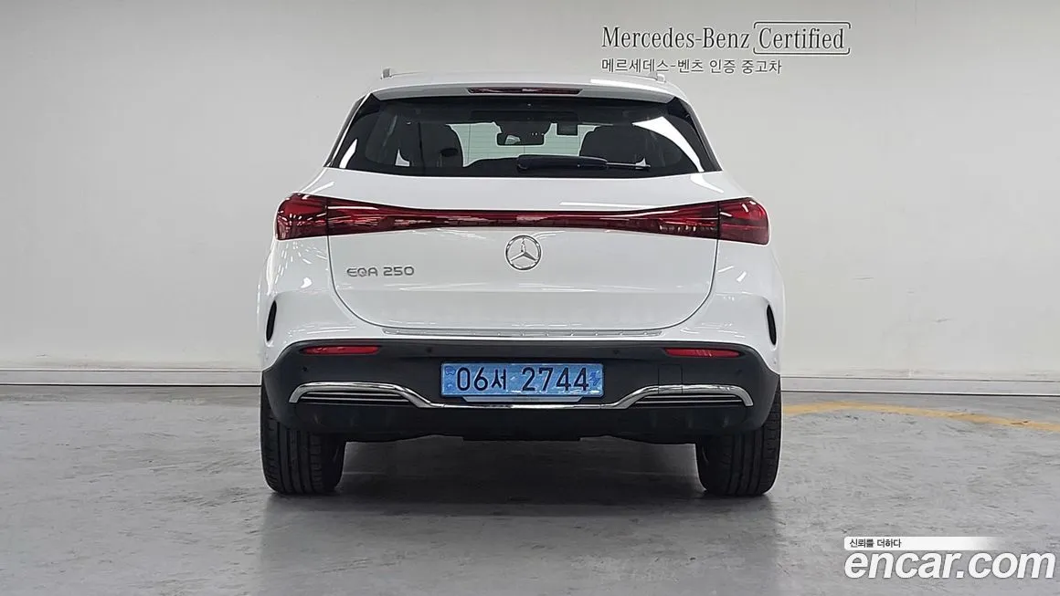 Mercedes-Benz EQA — фото 4