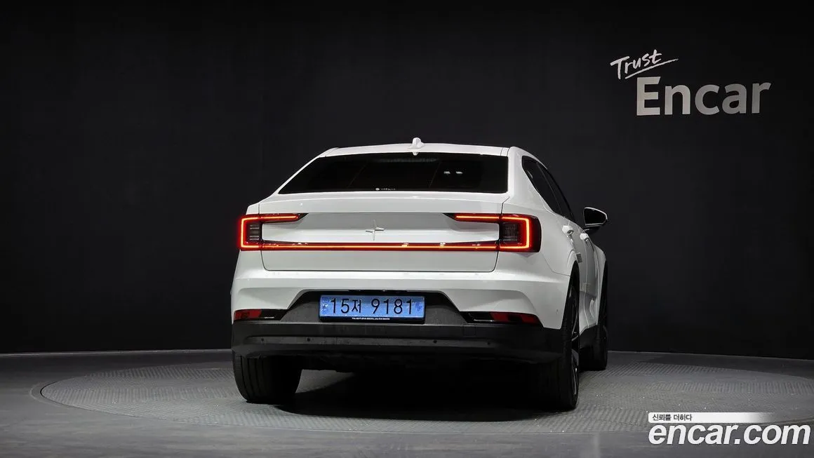 Polestar Polestar 2 — фото 10