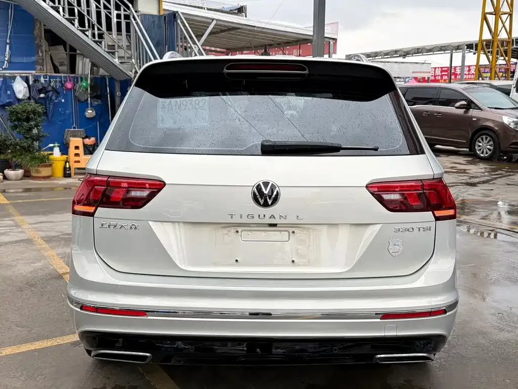 Volkswagen Tiguan L — фото 5