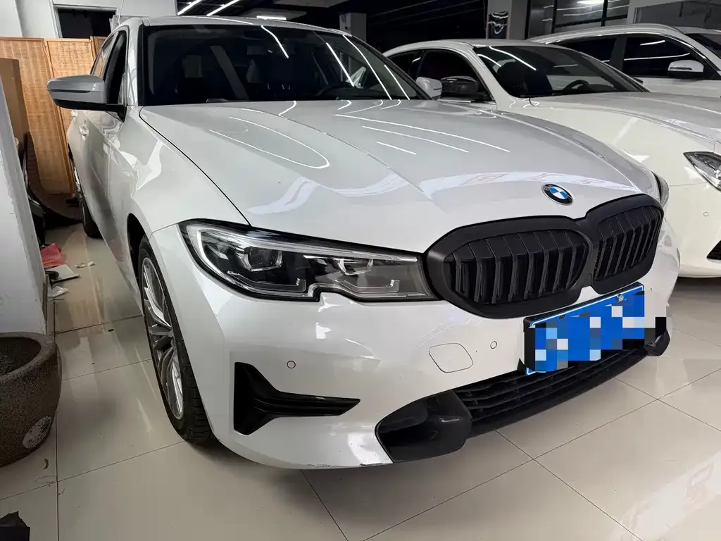 BMW 3 Series — фото 10