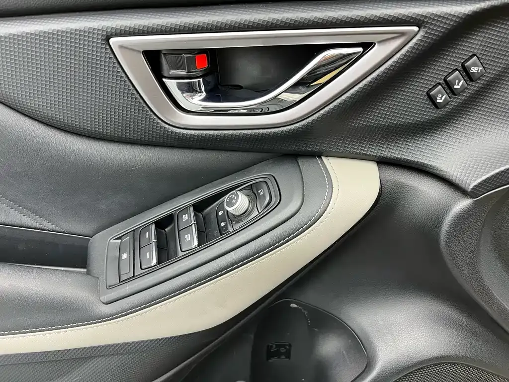 Subaru Forester — фото 9