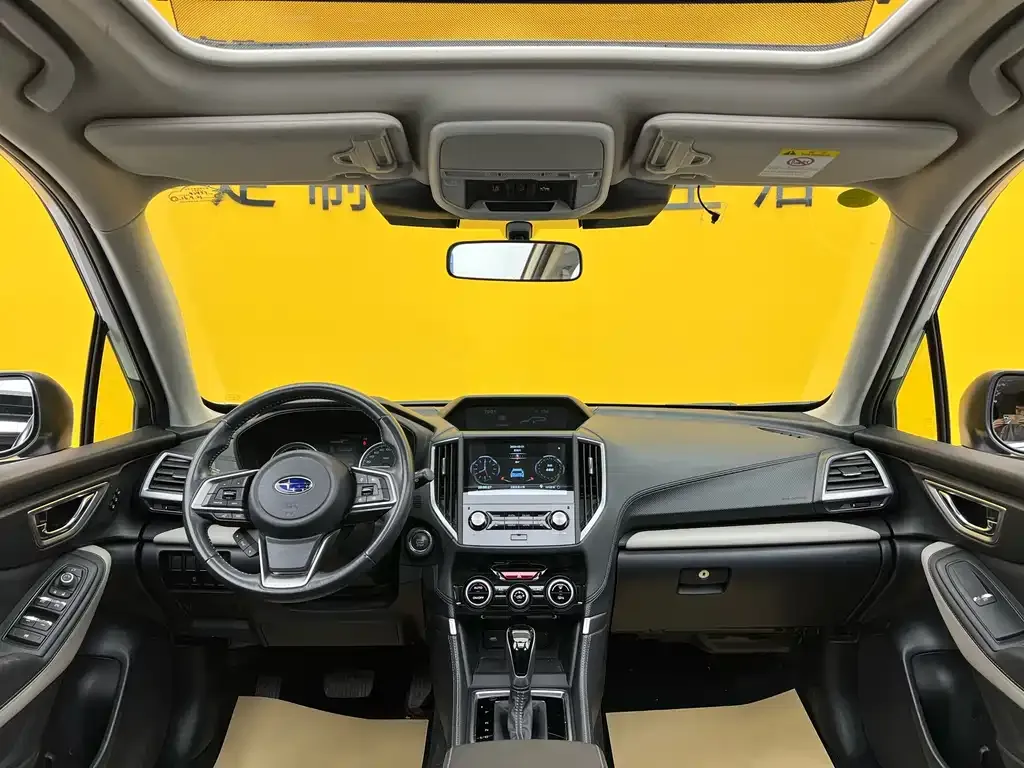 Subaru Forester — фото 2