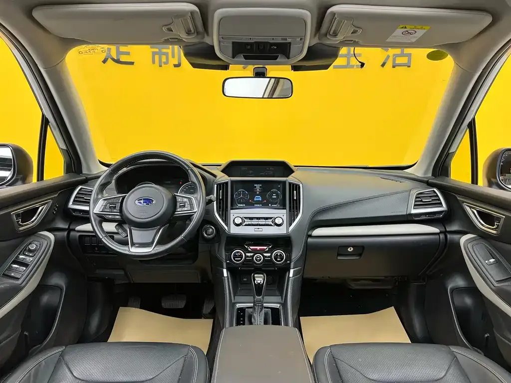 Subaru Forester — фото 4