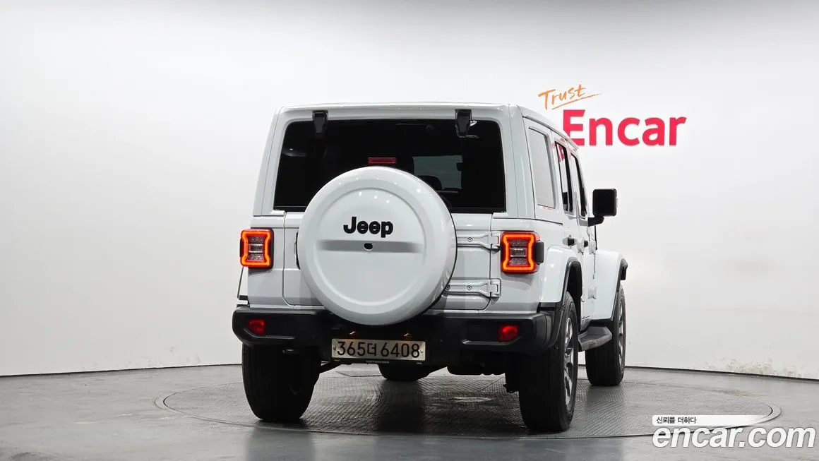 Jeep Wrangler — фото 5