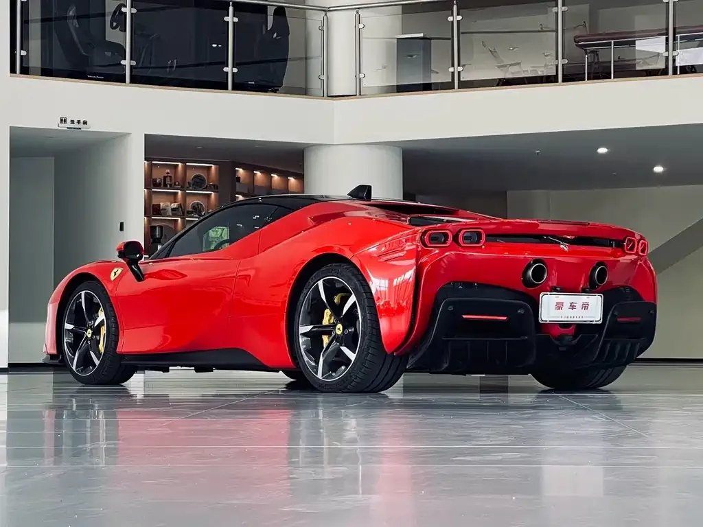 Ferrari SF90 — фото 3