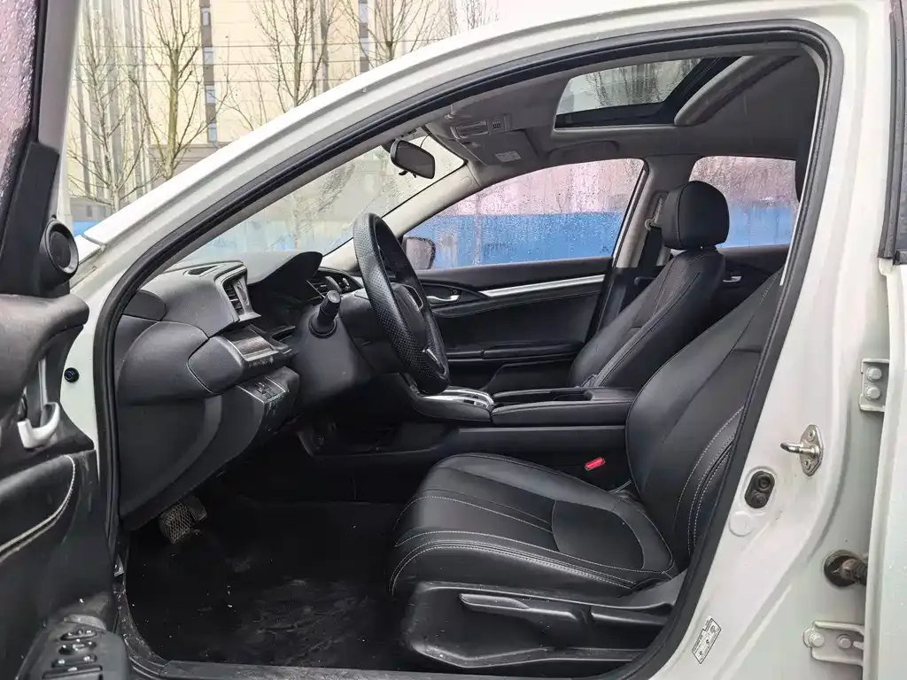 Honda Civic — фото 2