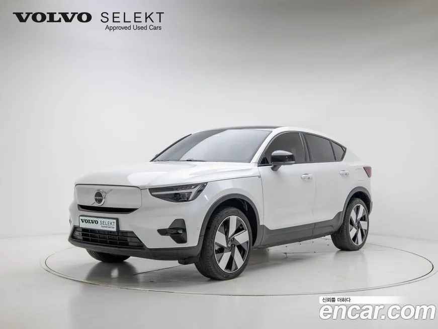 Volvo C40 — фото 1