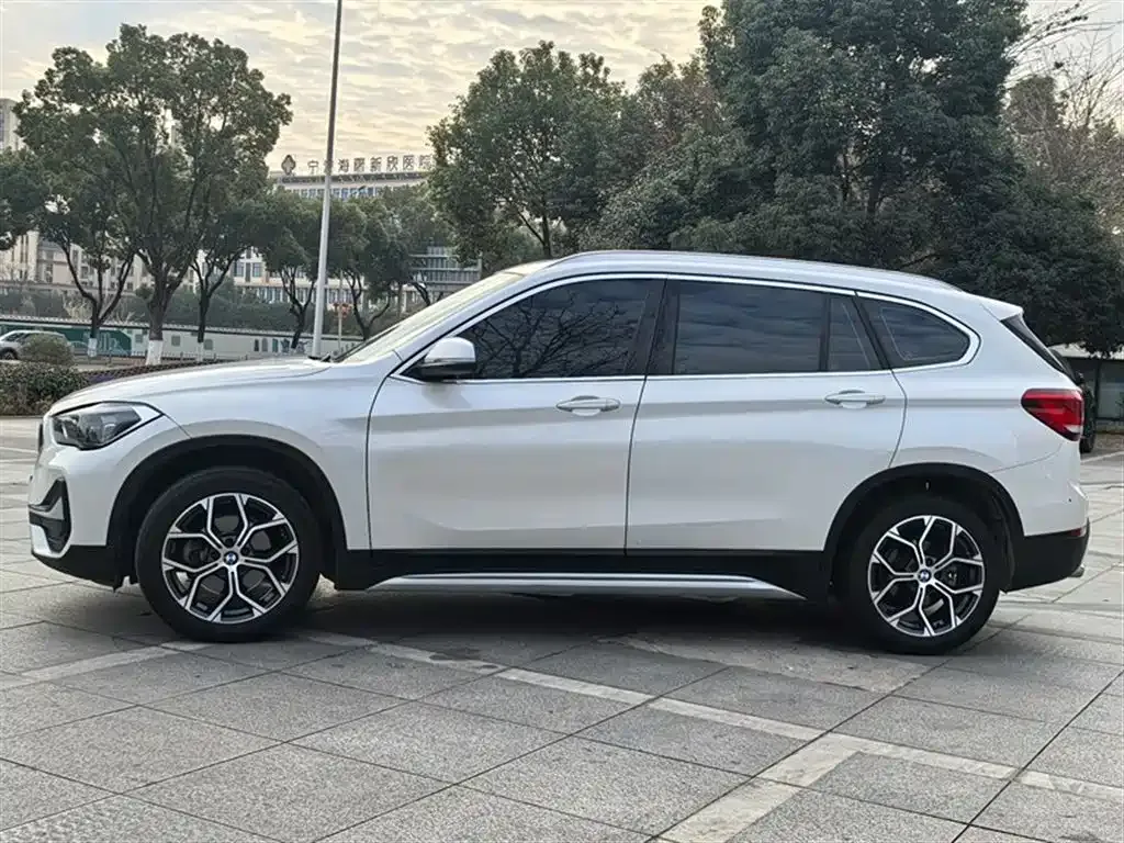 BMW X1 — фото 6