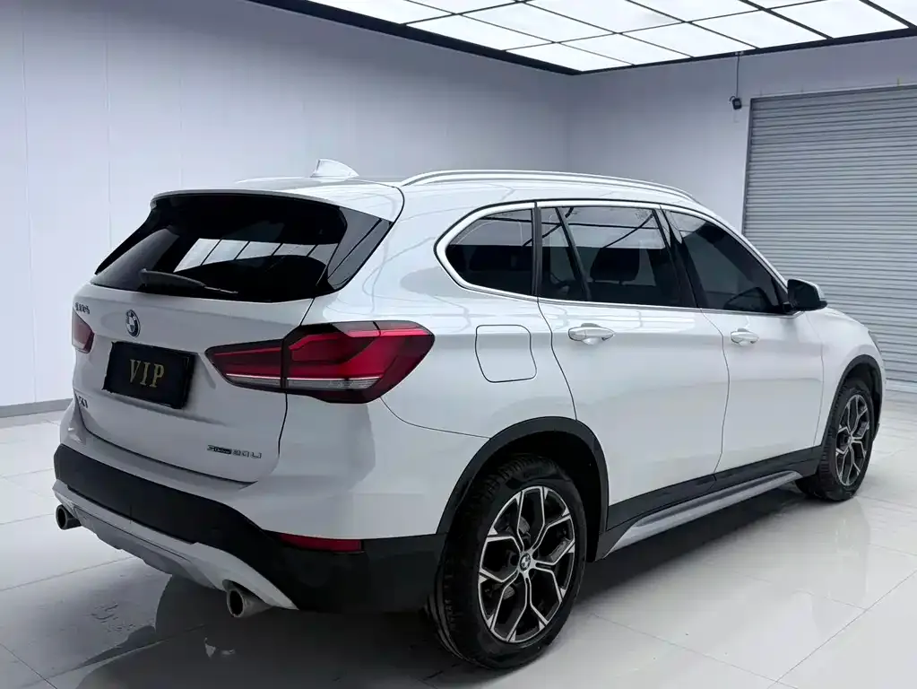 BMW X1 — фото 3