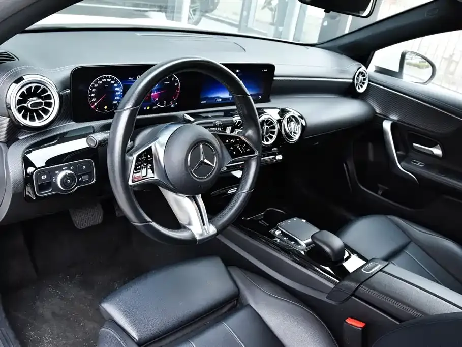 Mercedes-Benz A-Class — фото 5