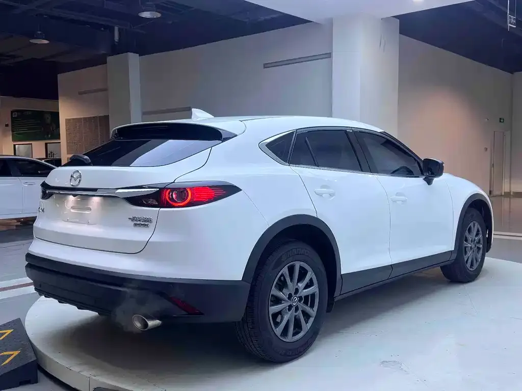 Mazda CX-4 — фото 6