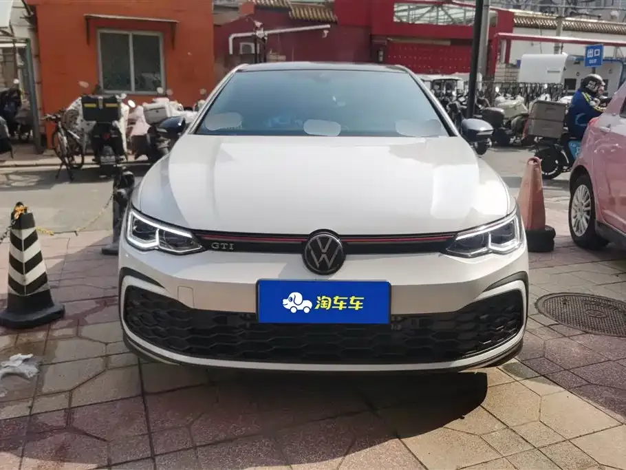 Volkswagen Golf GTI — фото 7