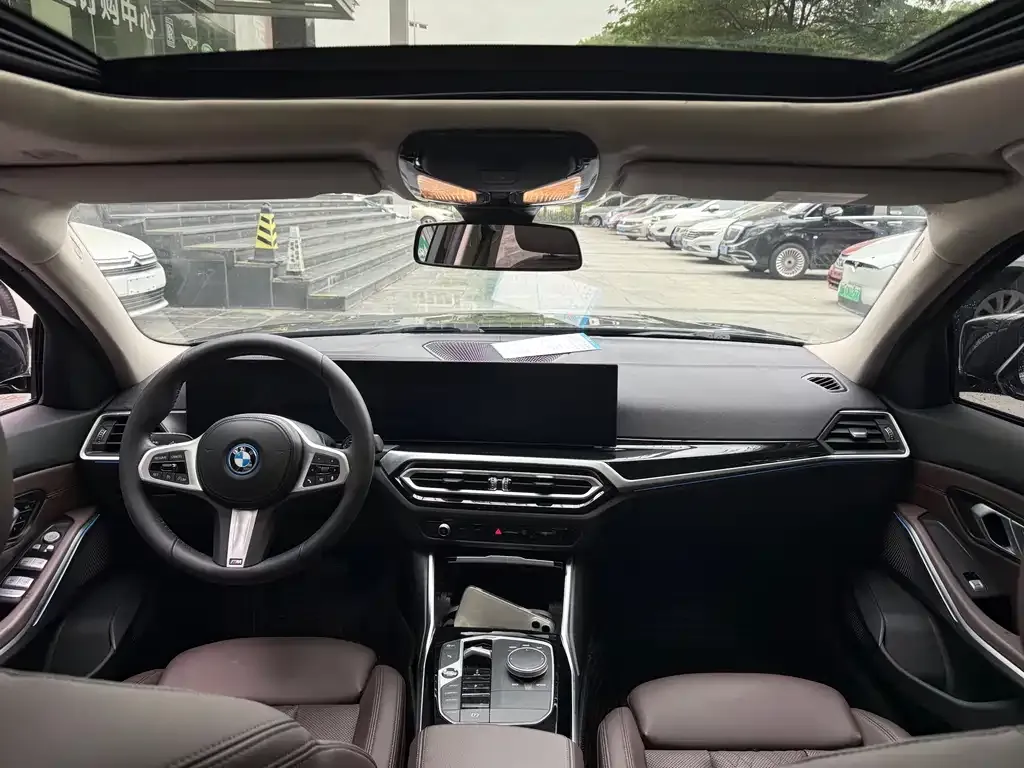 BMW i3 — фото 8