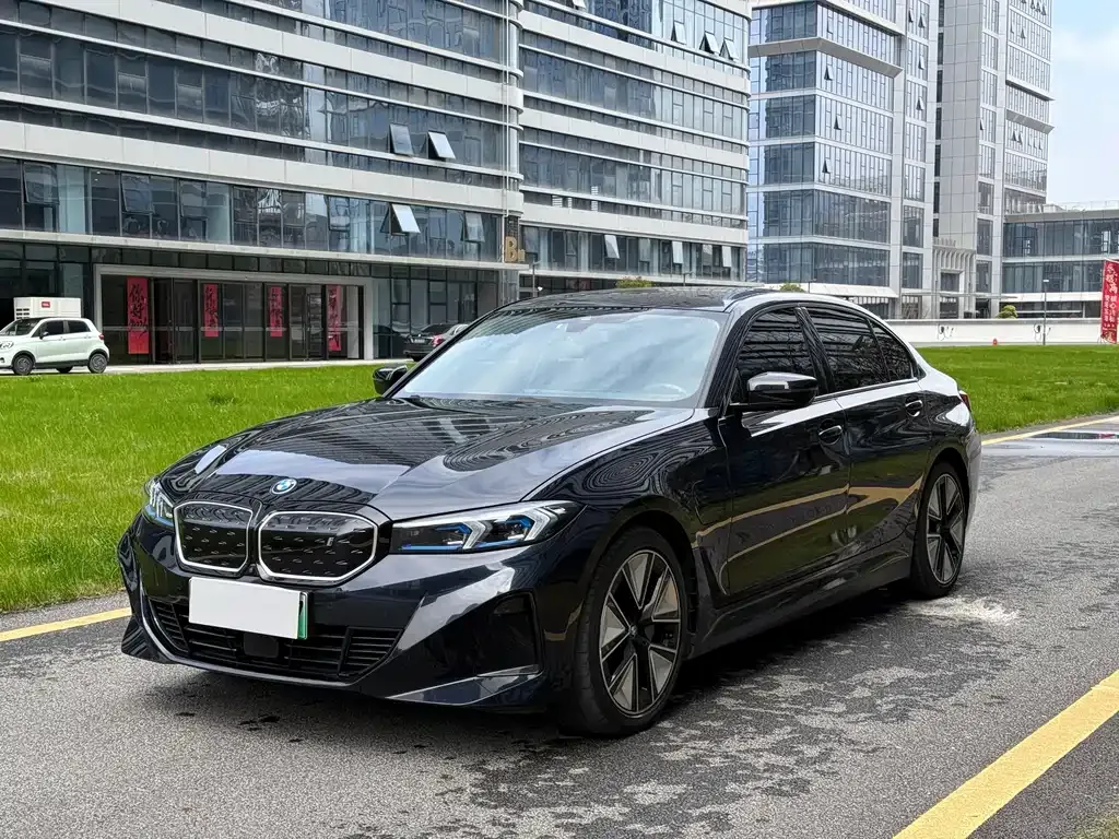 BMW i3 — фото 1