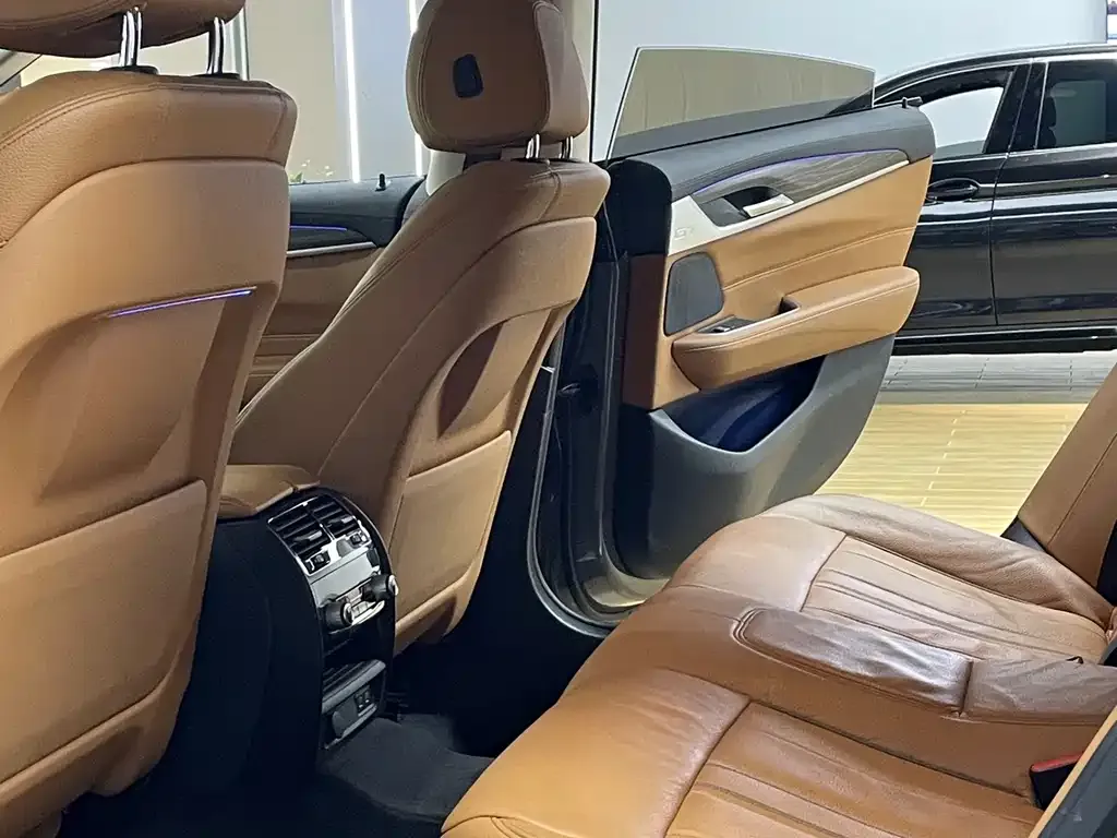 BMW 6 Series GT — фото 4