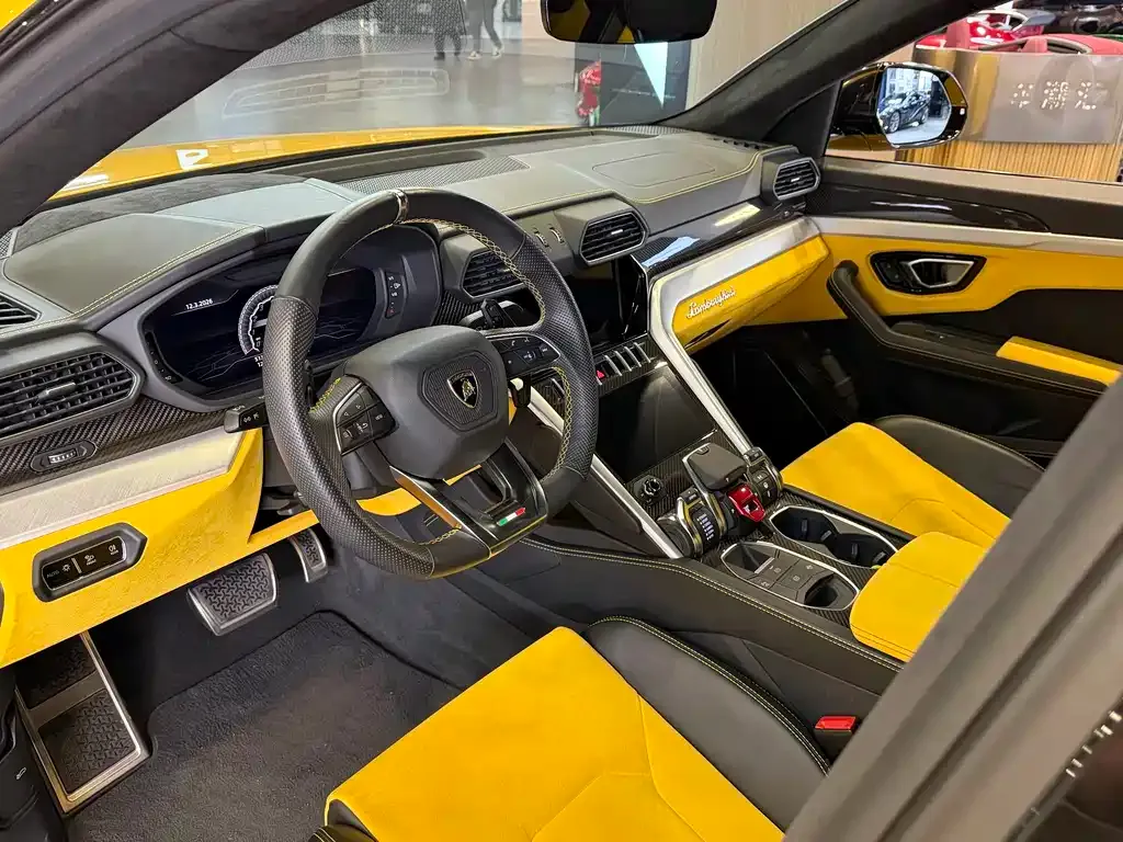 Lamborghini Urus — фото 5