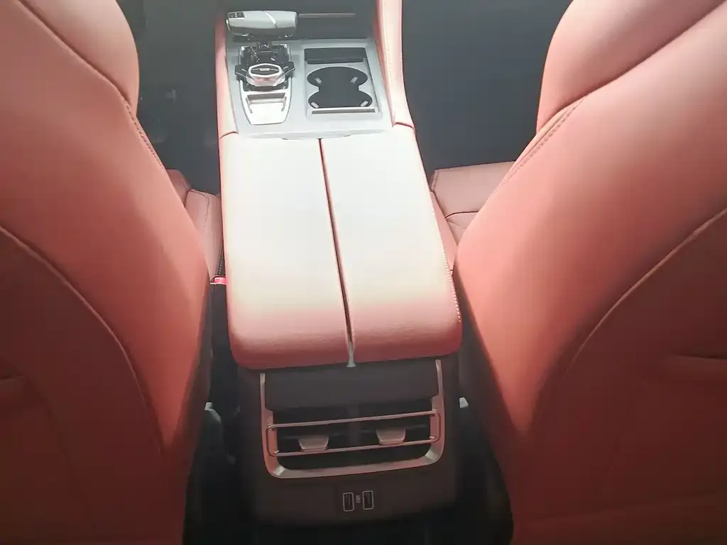 Changan CS75PLUS — фото 2