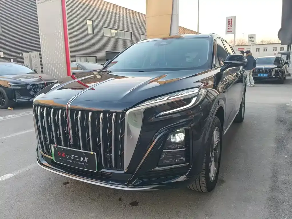 Hongqi HS3 PHEV — фото 1