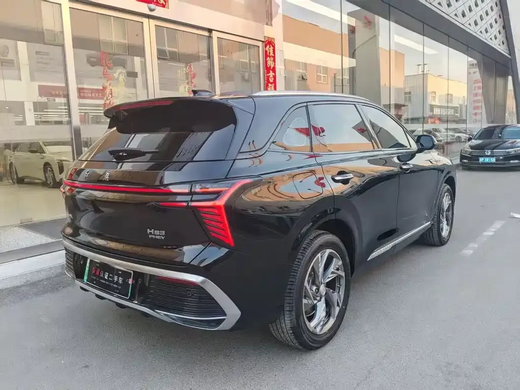 Hongqi HS3 PHEV — фото 10