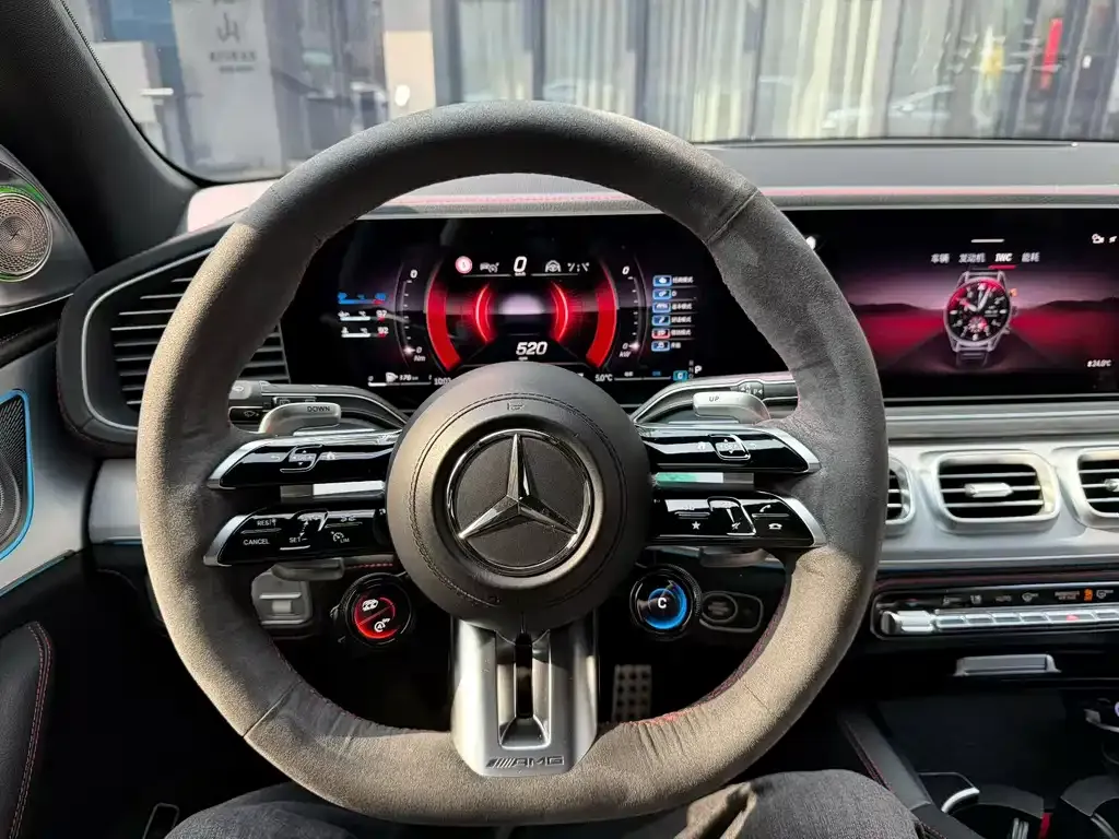 Mercedes-Benz GLE AMG — фото 7