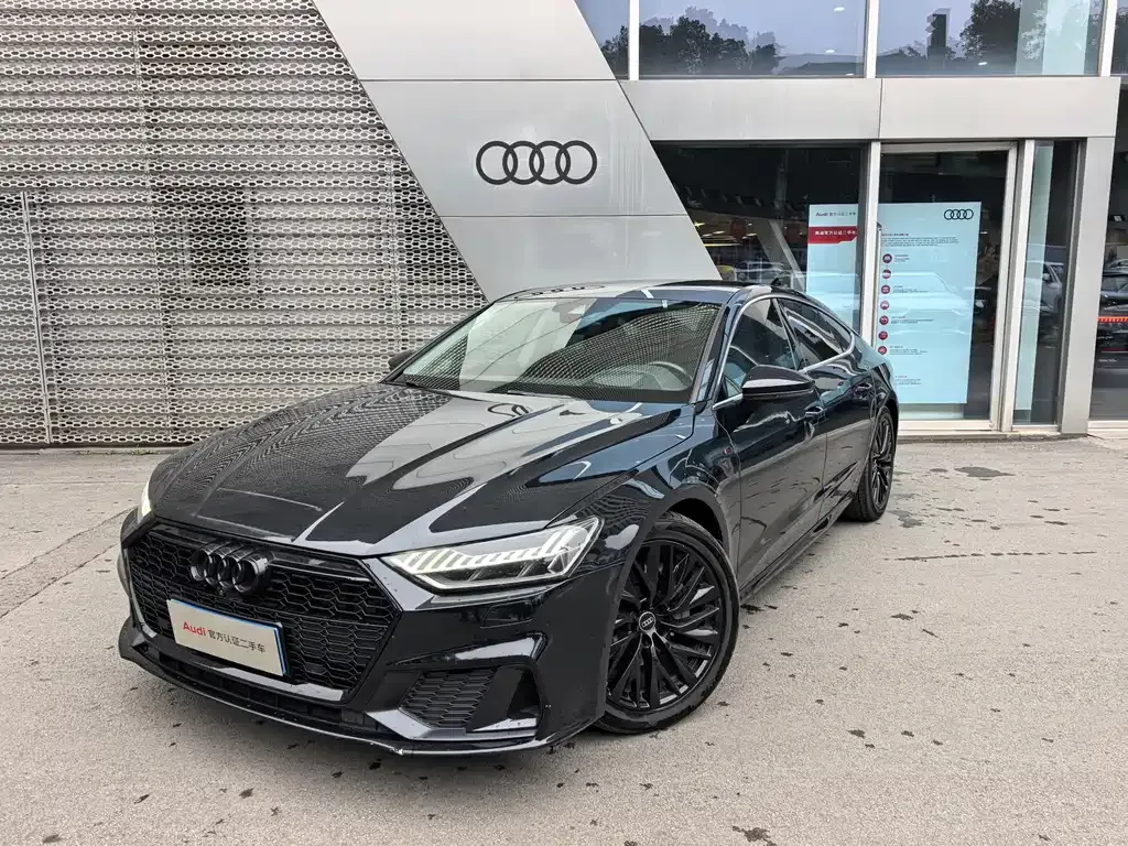 Audi A7 — фото 1
