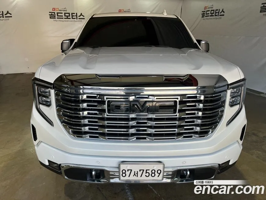 GMC Sierra — фото 2