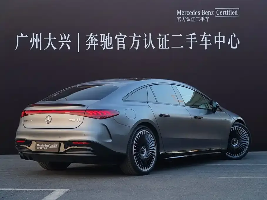 Mercedes-Benz EQS AMG — фото 2
