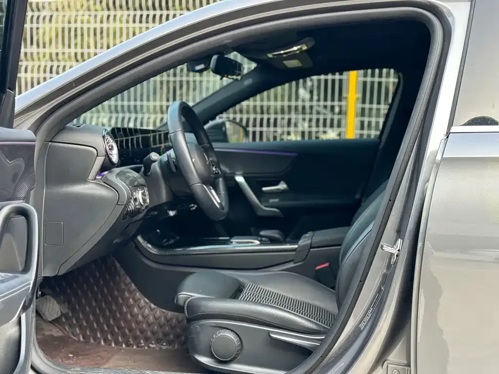 Mercedes-Benz A-Class (Import) — фото 3