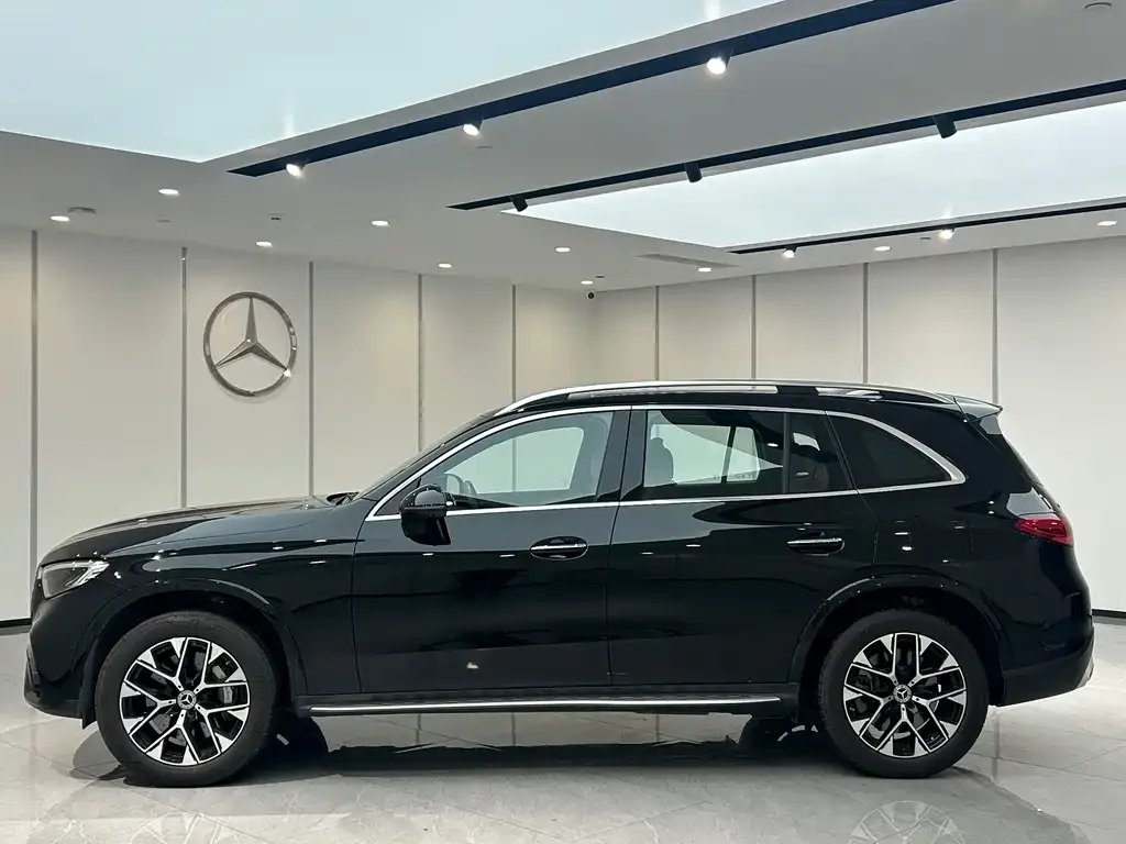 Mercedes-Benz GLC PHEV — фото 10