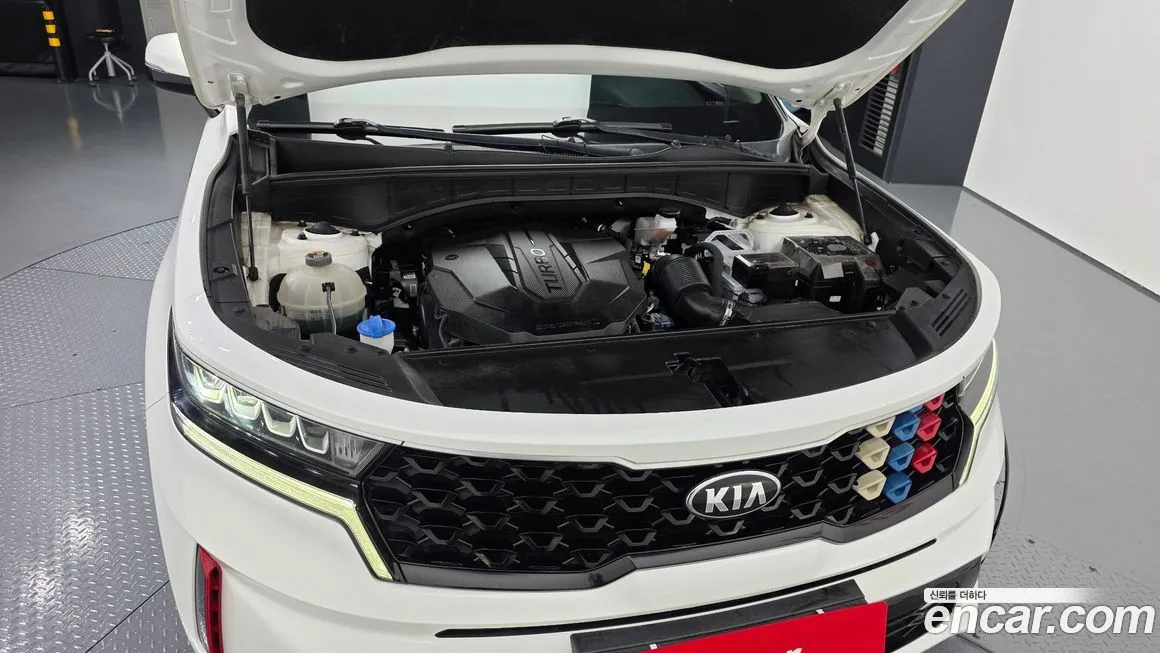 Kia Sorento — фото 10