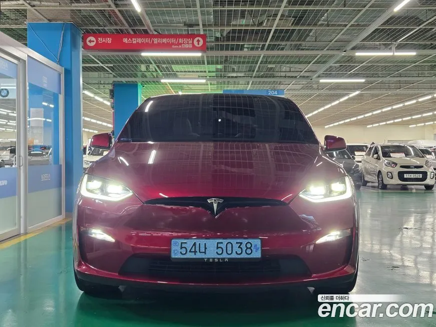 Tesla Model X — фото 9