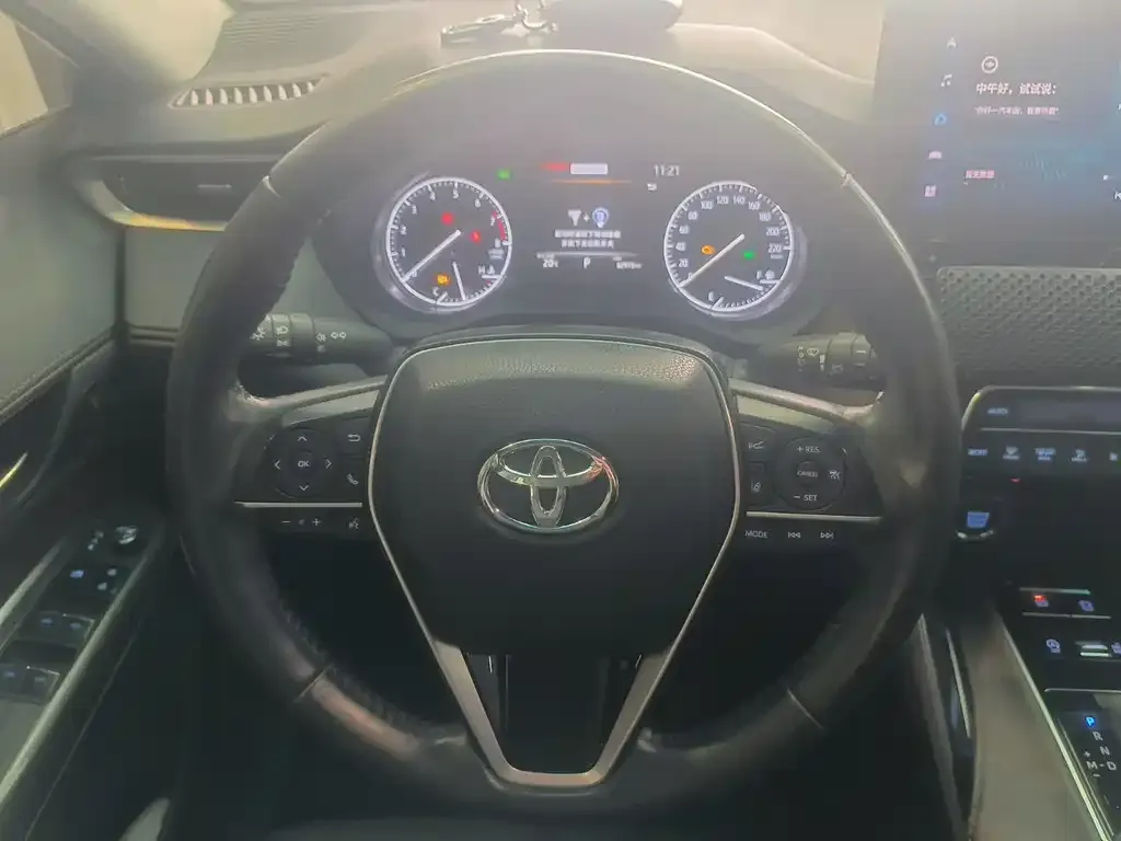 Toyota Harrier — фото 5