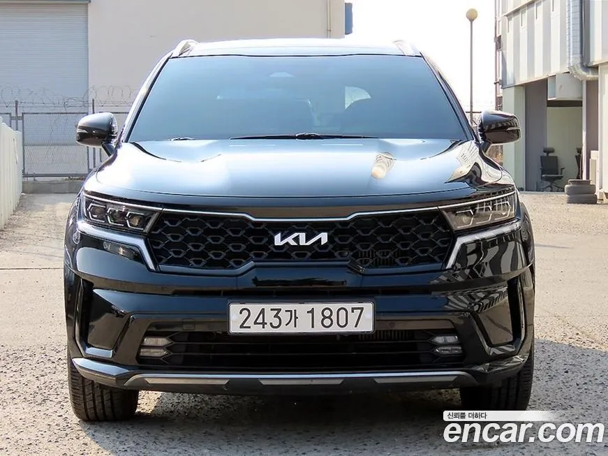 Kia Sorento — фото 1