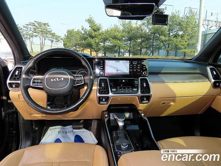 Kia Sorento — фото 9