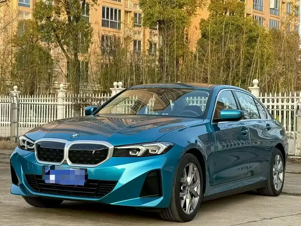 BMW i3 — фото 1