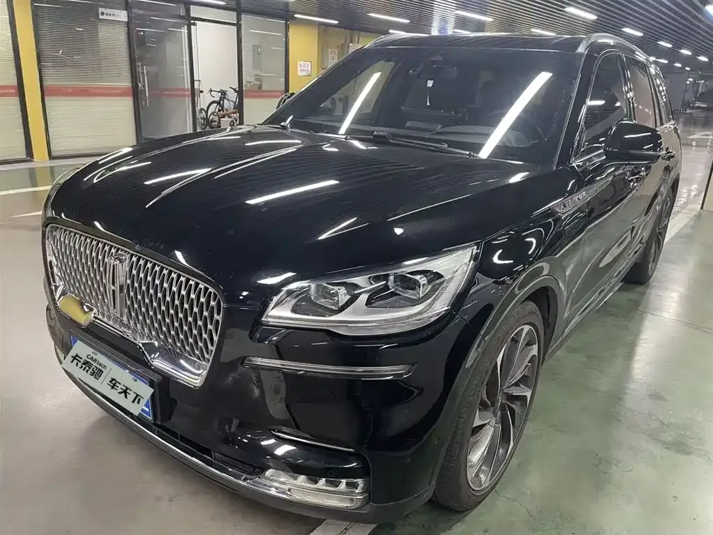 Lincoln Aviator — фото 1