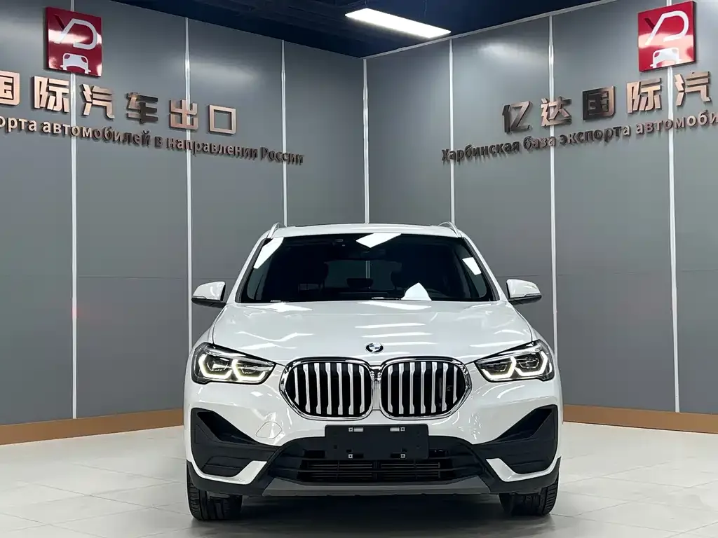BMW X1 — фото 3