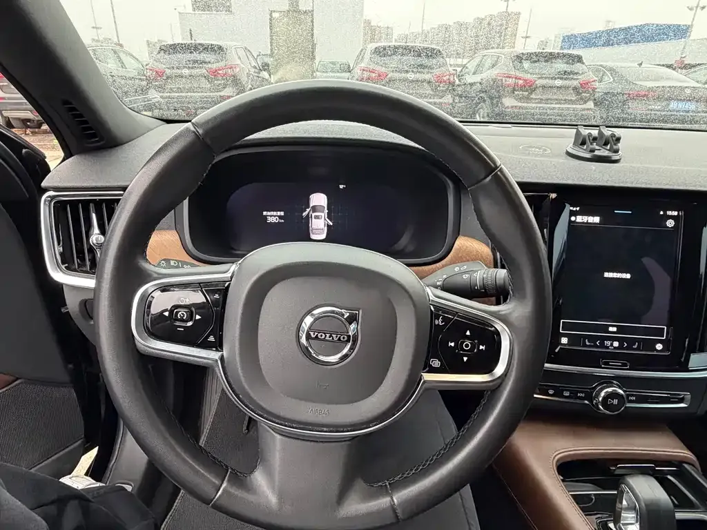 Volvo S90 — фото 2