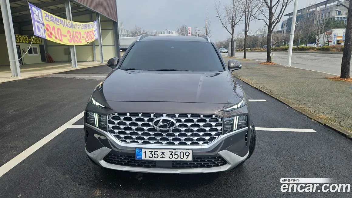 Hyundai Santafe — фото 1