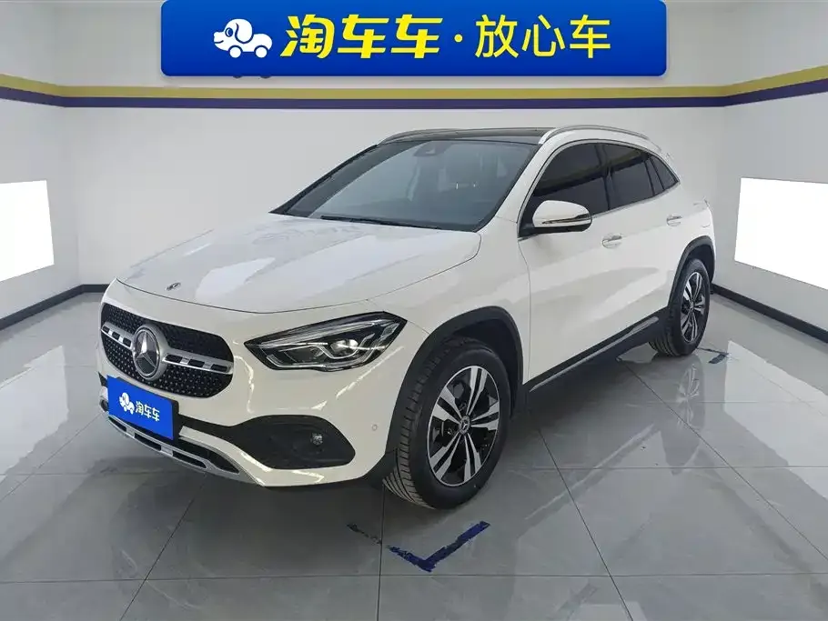 Mercedes-Benz GLA — фото 1