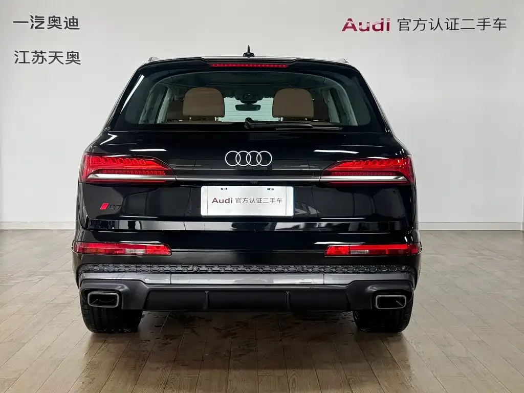 Audi Q7 — фото 7