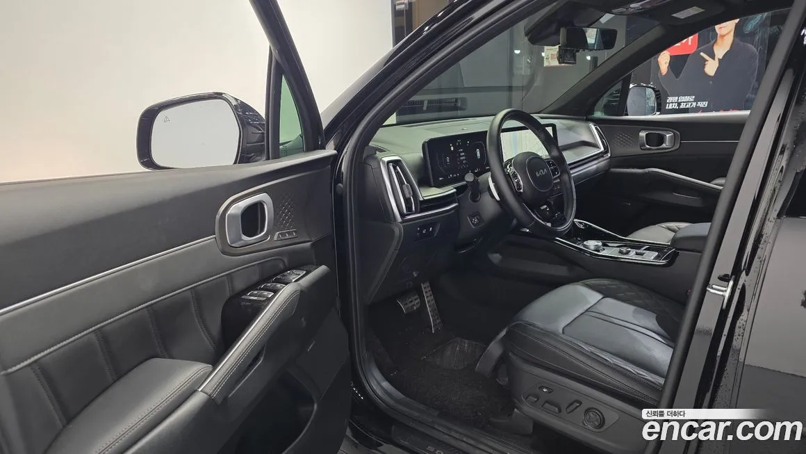 Kia Sorento — фото 7