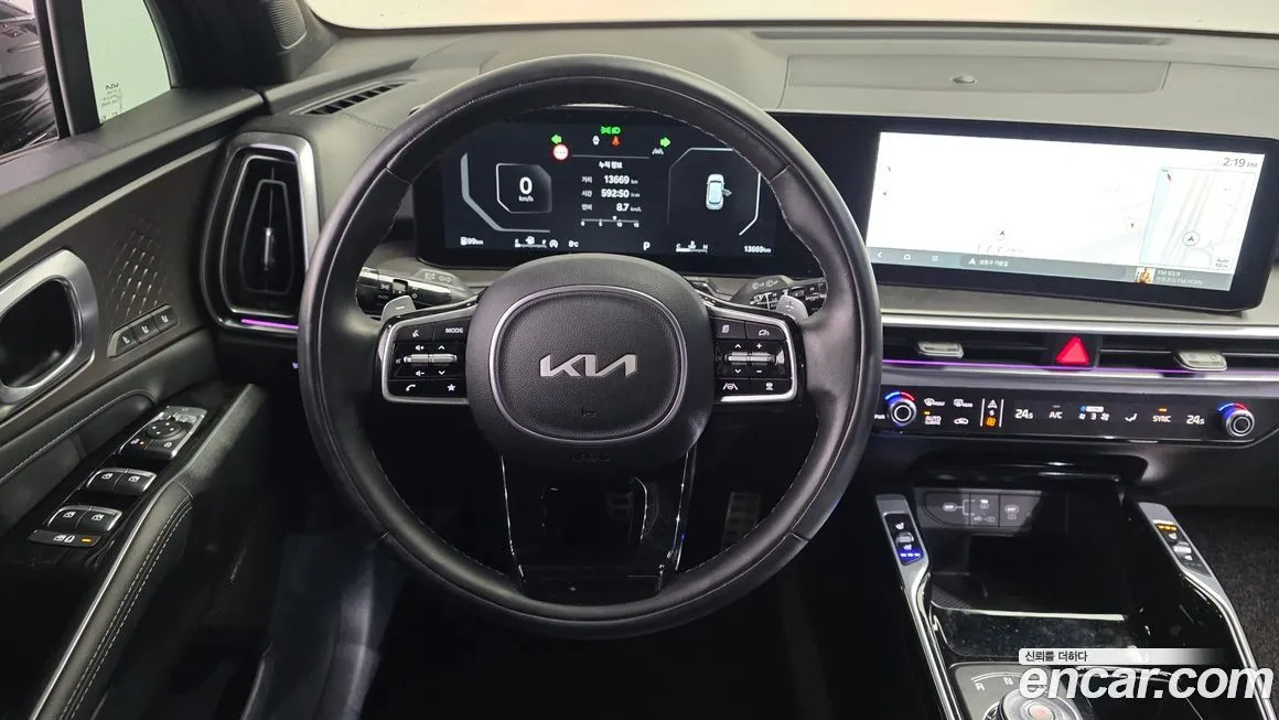 Kia Sorento — фото 10
