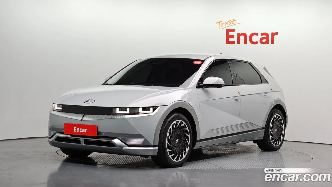 Hyundai Ioniq5 — фото 1