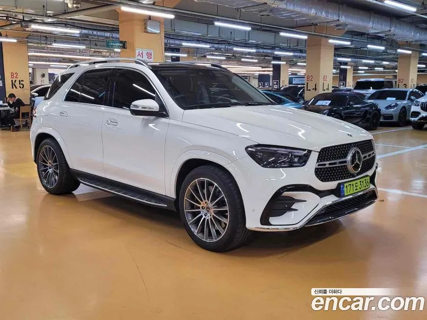 Mercedes-Benz GLE-Class — фото 6
