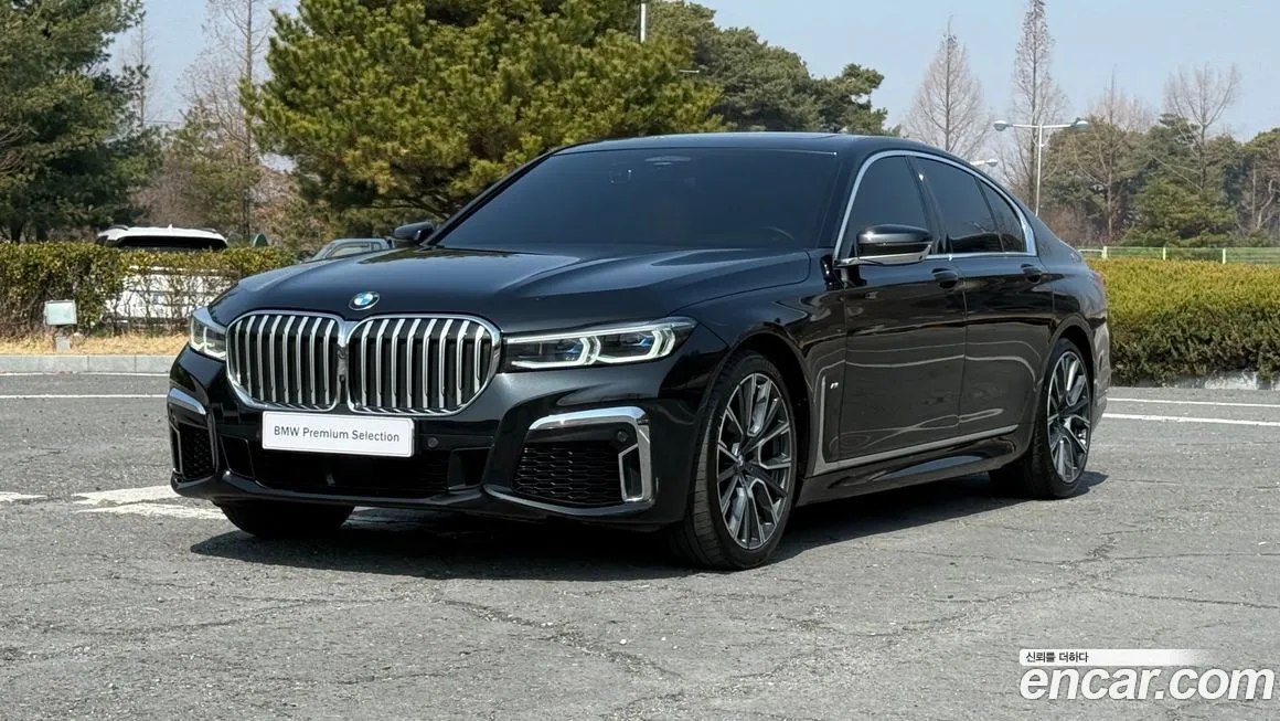 BMW 7-Series — фото 1